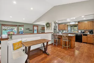 776 Delsie Dr, Grants Pass, OR 97527 - Photo 6