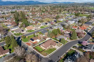 776 Delsie Dr, Grants Pass, OR 97527 - Photo 48