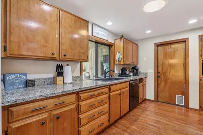 776 Delsie Drive, Grants Pass, OR 97527 - Photo 14