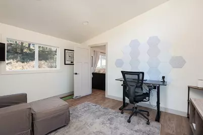 60012 Ridgeview Drive W, Bend, OR 97702 - Photo 34