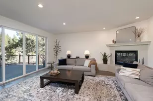 60012 Ridgeview Dr W, Bend, OR 97702 - Photo 2