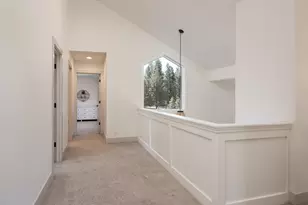 60012 Ridgeview Dr W, Bend, OR 97702 - Photo 18