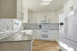 4074 SW Reif Rd, Powell Butte, OR 97753 - Photo 8