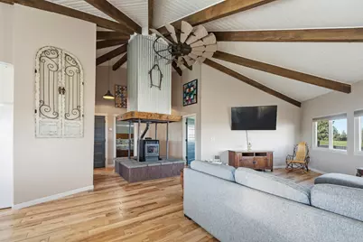 4074 SW Reif Road, Powell Butte, OR 97753 - Photo 6