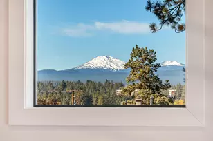 334 SW Roosevelt Ave, Bend, OR 97702 - Photo 10