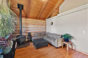 5737 Rockydale Rd, Cave Junction, OR 97523 - Photo 4