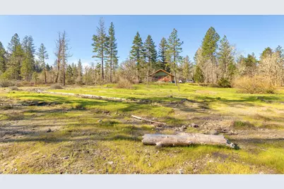 5737 Rockydale Road, Cave Junction, OR 97523 - Photo 18