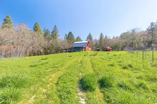 885 Plumtree Ln, Grants Pass, OR 97526 - Photo 34