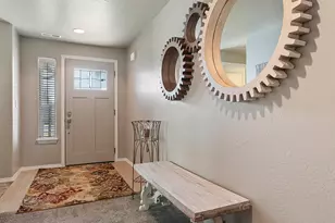 2033 Milton Ln, Medford, OR 97501 - Photo 6