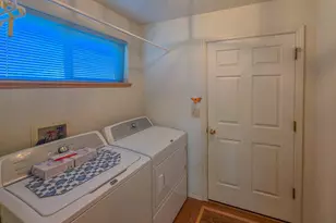 2363 Jaynes Dr, Grants Pass, OR 97527 - Photo 12