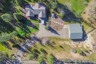 2363 Jaynes Dr, Grants Pass, OR 97527 - Photo 38