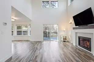 1101 SW Silver Lake Blvd, Bend, OR 97702 - Photo 4