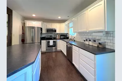 1981 Regina Way, Grants Pass, OR 97527 - Photo 10