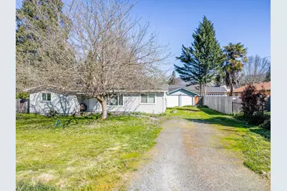 1981 Regina Way, Grants Pass, OR 97527 - Photo 4