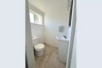 1981 Regina Way, Grants Pass, OR 97527 - Photo 18