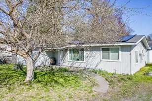 1981 Regina Way, Grants Pass, OR 97527 - Photo 6