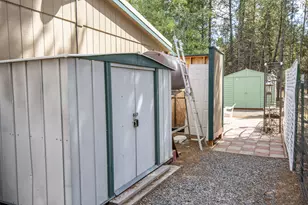 52711 Meadow Ln, La Pine, OR 97739 - Photo 16