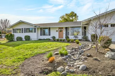 2331 Old Stage Road, Medford, OR 97502 - Photo 8