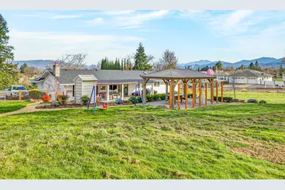 2331 Old Stage Road, Medford, OR 97502 - Photo 34