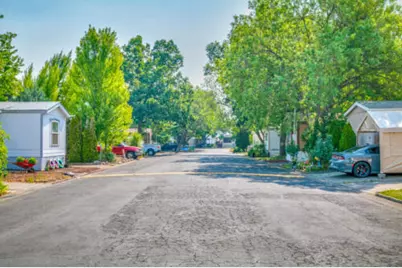 6850 Downing Road #SPC 11, Central Point, OR 97502 - Photo 18