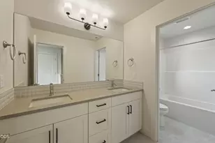 2177 SW 43rd St, Redmond, OR 97756 - Photo 34