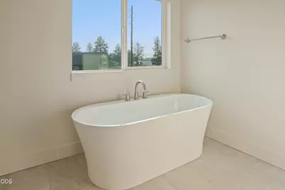 2177 SW 43rd Street #16, Redmond, OR 97756 - Photo 30