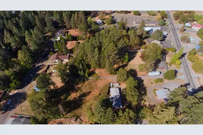 363 Caves Highway, Cave Junction, OR 97523 - Photo 4