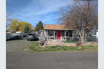 1944 Gary Street, Klamath Falls, OR 97603 - Photo 6