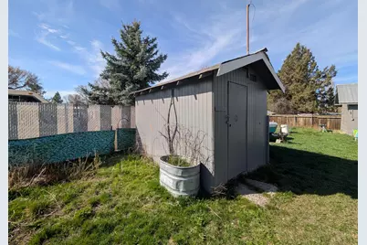 1944 Gary Street, Klamath Falls, OR 97603 - Photo 30