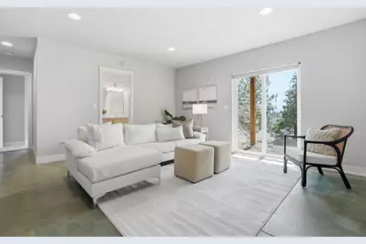 1821 NW Iowa Avenue, Bend, OR 97703 - Photo 26