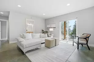 1821 NW Iowa Ave, Bend, OR 97703 - Photo 26