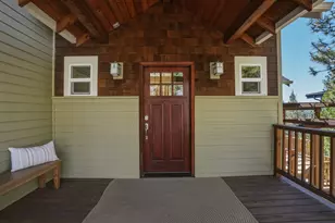 1821 NW Iowa Ave, Bend, OR 97703 - Photo 4