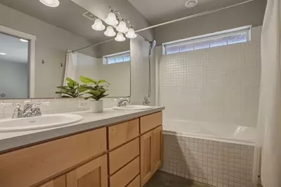 1821 NW Iowa Avenue, Bend, OR 97703 - Photo 28