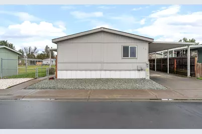 1570 S Peach Street #SPC 100, Medford, OR 97501 - Photo 1