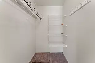 165 NW Midland Ave, Grants Pass, OR 97526 - Photo 12