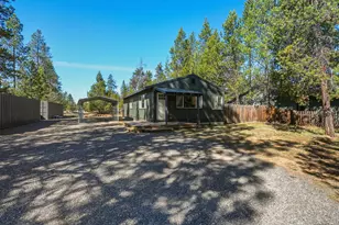 55601 Swan Rd, Bend, OR 97707 - Photo 24