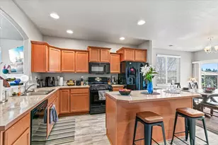 2264 College Way, Medford, OR 97504 - Photo 10