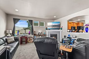 2264 College Way, Medford, OR 97504 - Photo 6