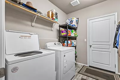 2264 College Way, Medford, OR 97504 - Photo 24