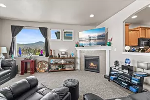 2264 College Way, Medford, OR 97504 - Photo 4