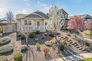 2264 College Way, Medford, OR 97504 - Photo 2