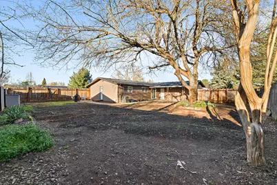 4065 Crestwood Circle, Central Point, OR 97502 - Photo 20