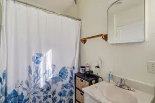 407 S Shasta Ave, Eagle Point, OR 97524 - Photo 34