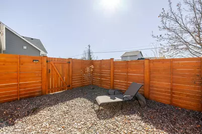 1833 NW Larch Avenue, Redmond, OR 97756 - Photo 44