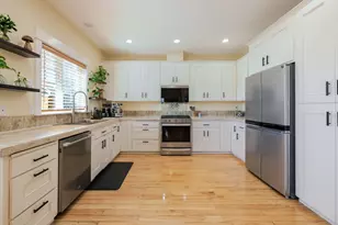 1833 NW Larch Ave, Redmond, OR 97756 - Photo 24