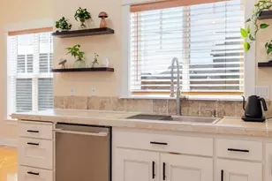 1833 NW Larch Ave, Redmond, OR 97756 - Photo 20