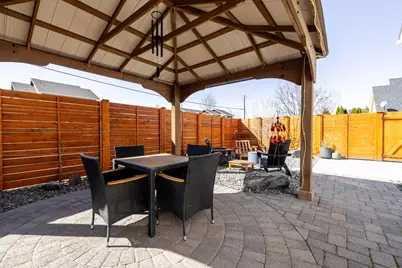 1833 NW Larch Avenue, Redmond, OR 97756 - Photo 4