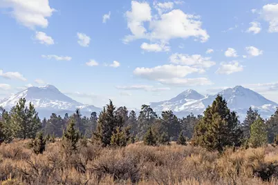 67135 Harrington Loop Road, Bend, OR 97703 - Photo 2