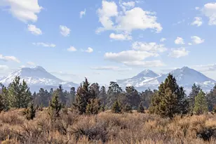 67135 Harrington Loop Rd, Bend, OR 97703 - Photo 2