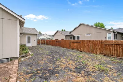 1634 NW Teak Avenue, Redmond, OR 97756 - Photo 30